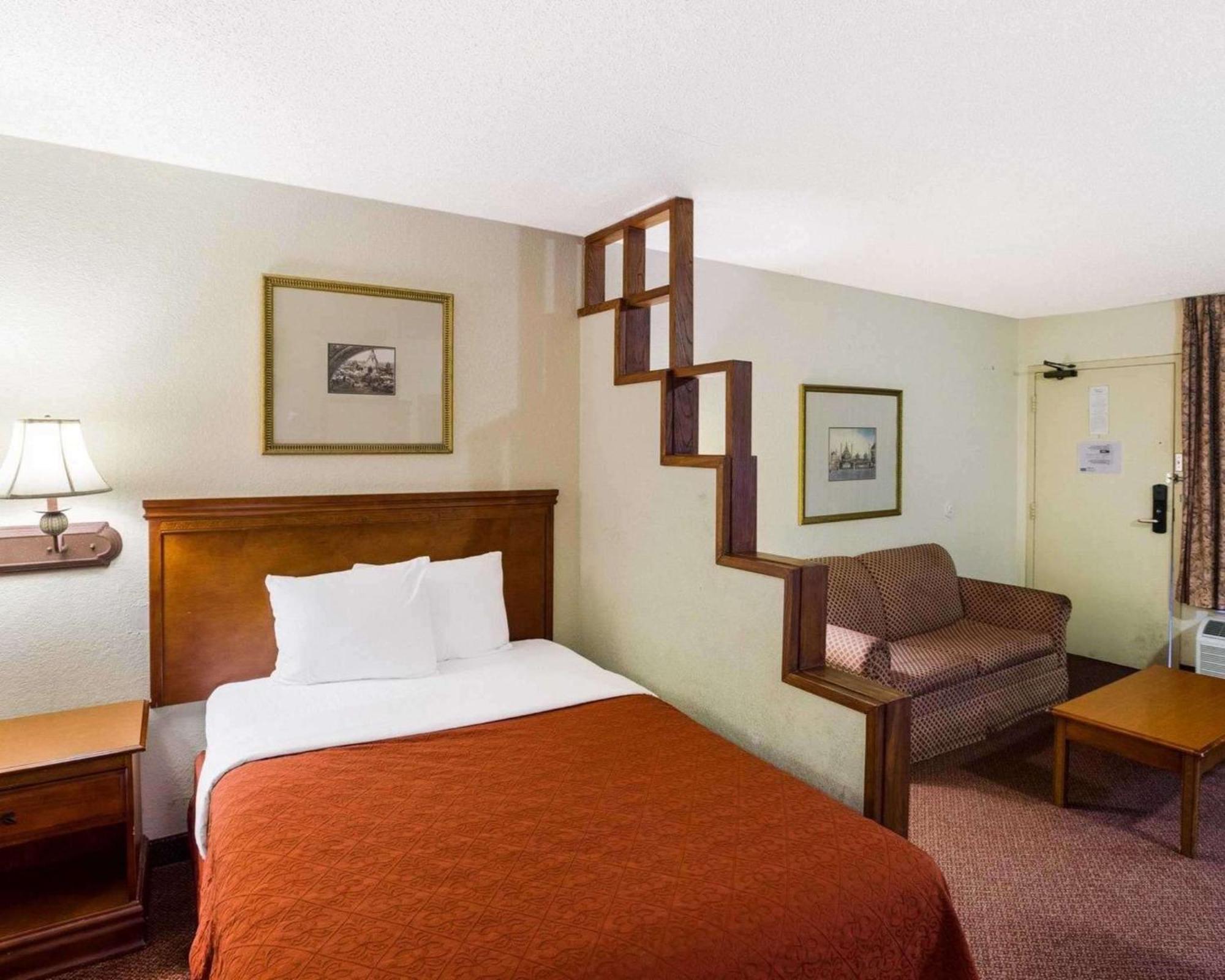 Double Room Two Double Beds Non-Smoking