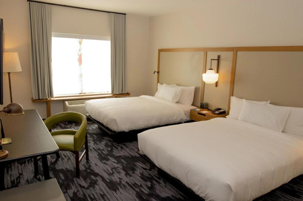 Double Queen Room