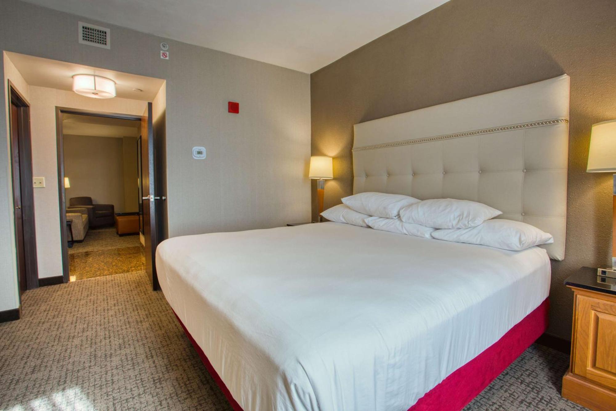 King Suite with Sofa Bed - High Floor
