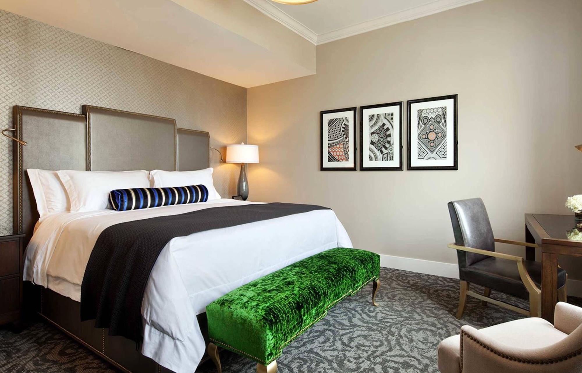 Guest Room 1 King,1647717186:JPEG