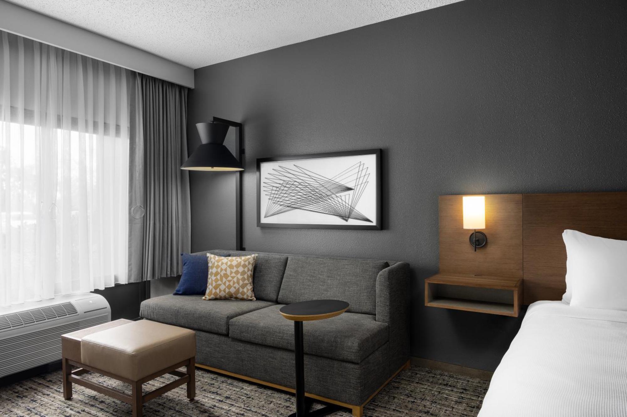 King Room Sofa Bed Roll Shower Disability Access