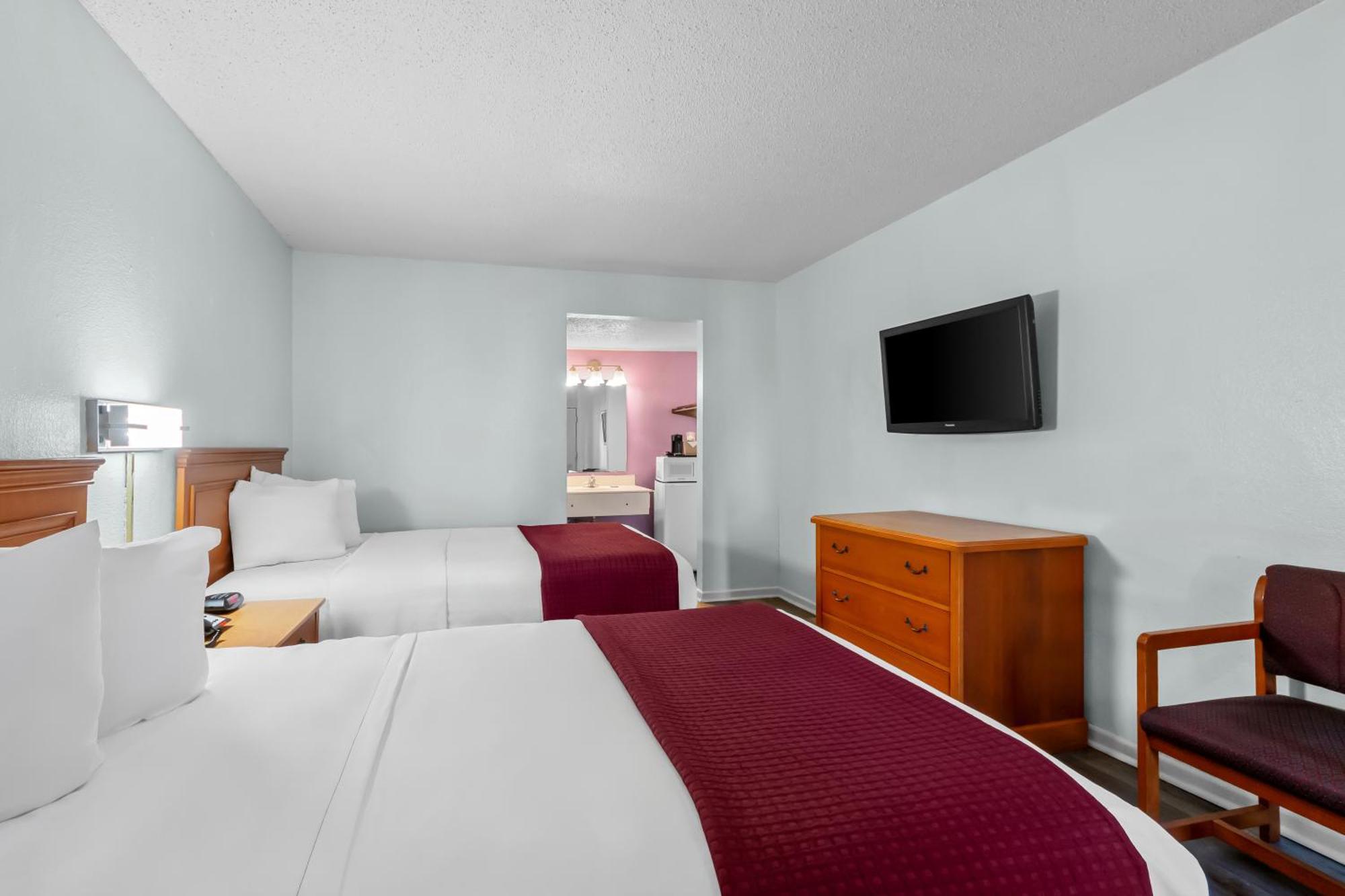 Standard Room Two Double Beds Smoking