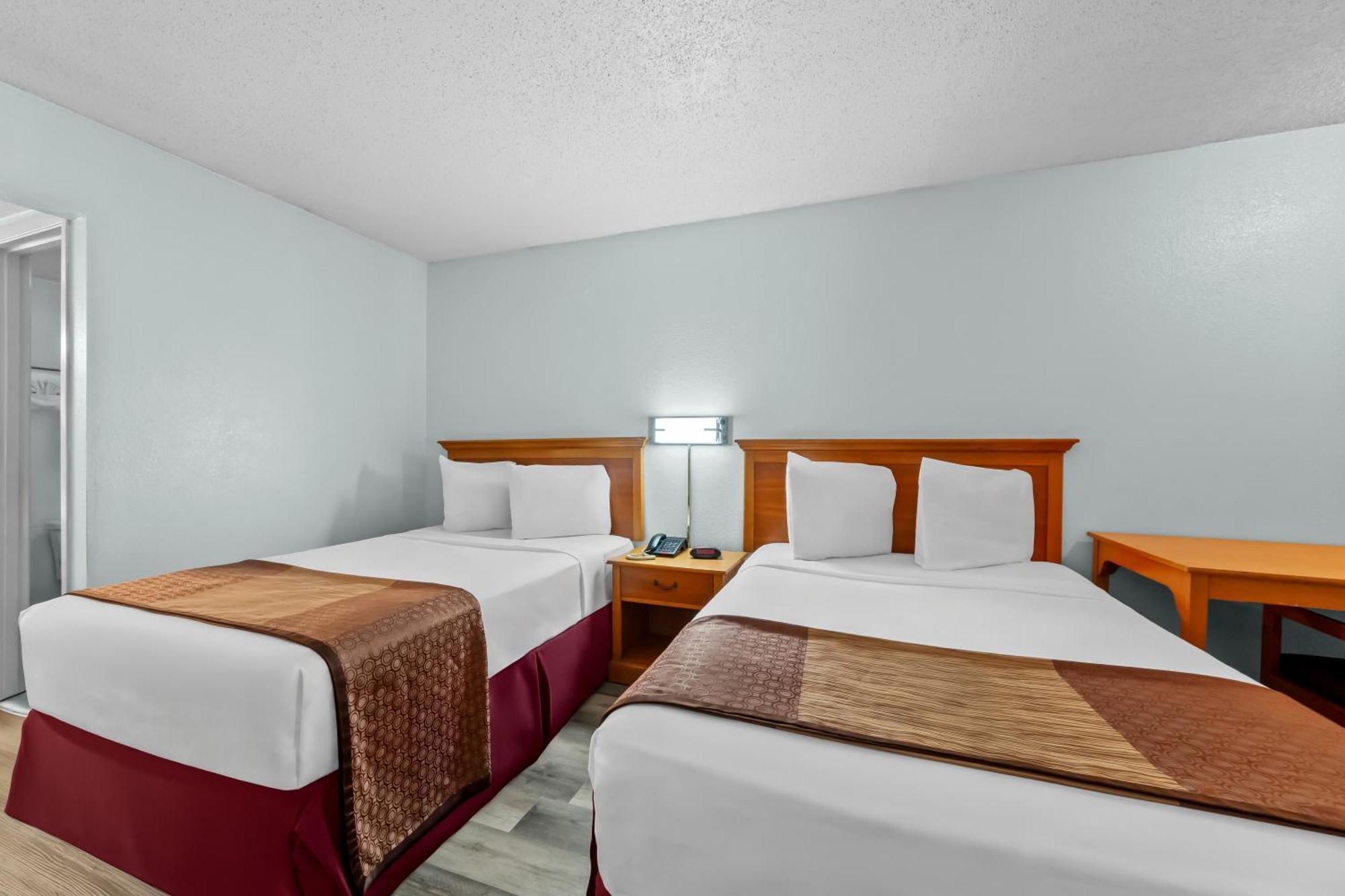 Standard Room Two Double Beds Non-Smoking