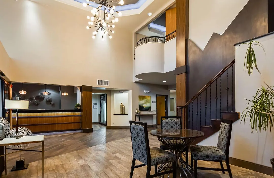 Best Western Plus Hill Country Suites-1