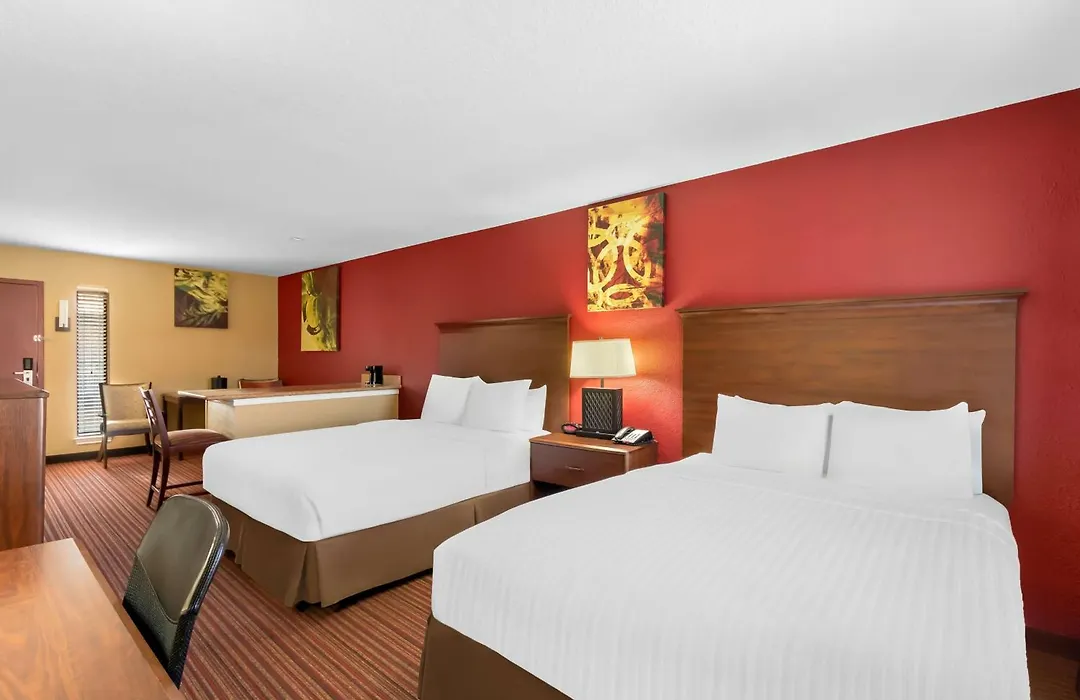 Surestay Plus By Best Western San Antonio Fiesta Inn-1