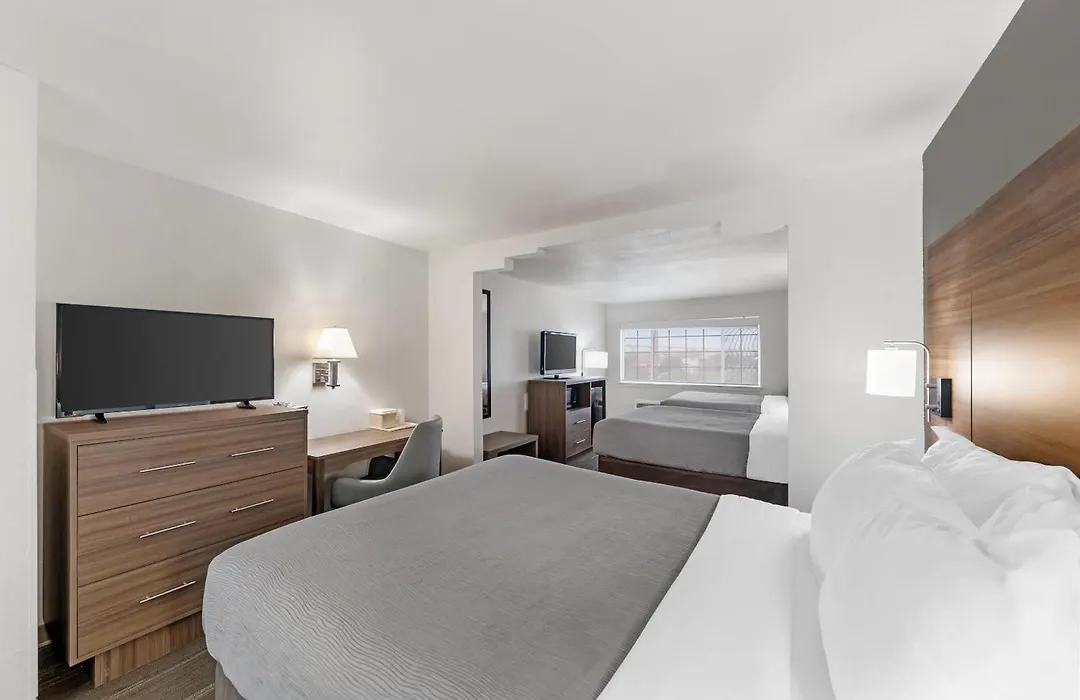 Quality Inn Near Seaworld - Lackland-1