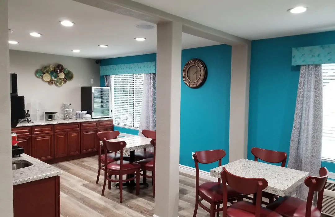 Travelodge By Wyndham San Antonio Downtown Northeast-1