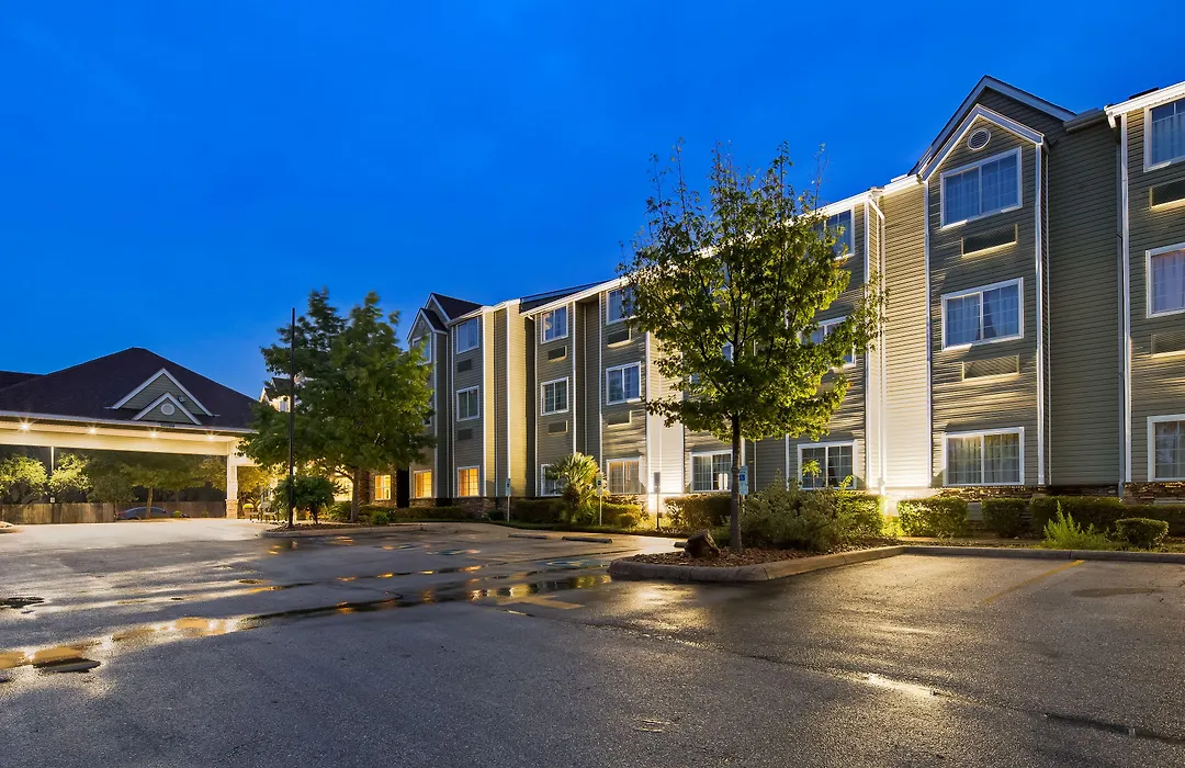 Super 8 By Wyndham San Antonio Airport North-1
