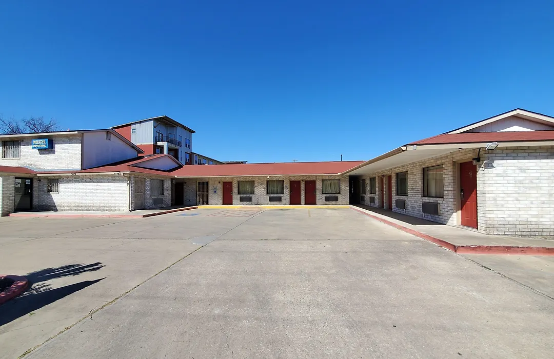 River Inn Motel-1