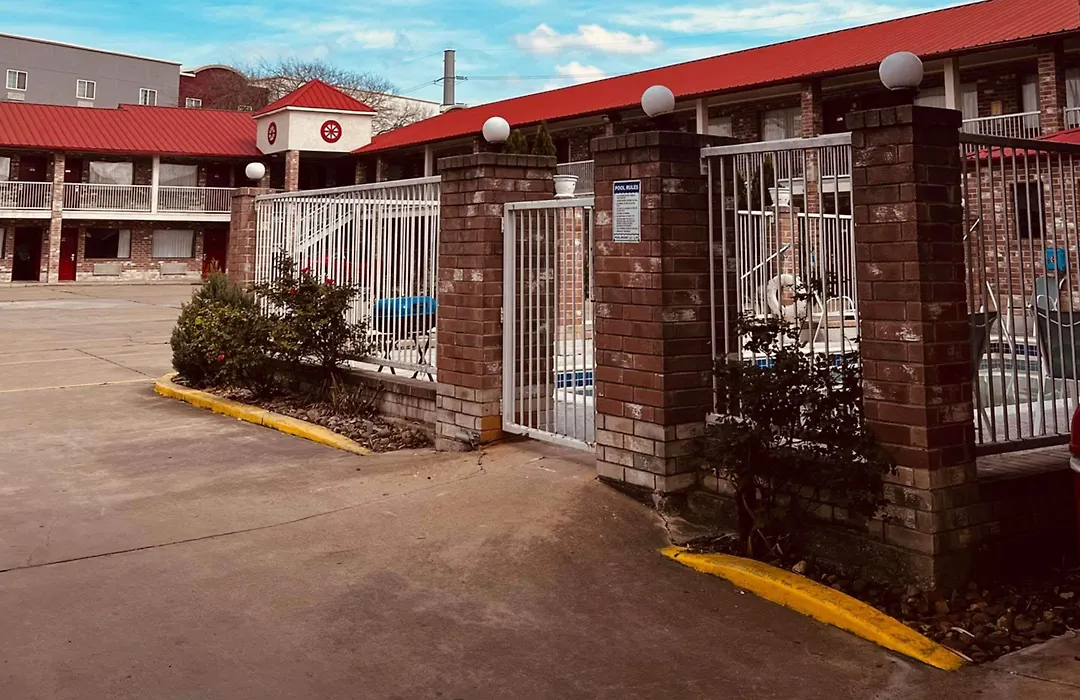 Econo Lodge Inn & Suites Downtown San Antonio-1