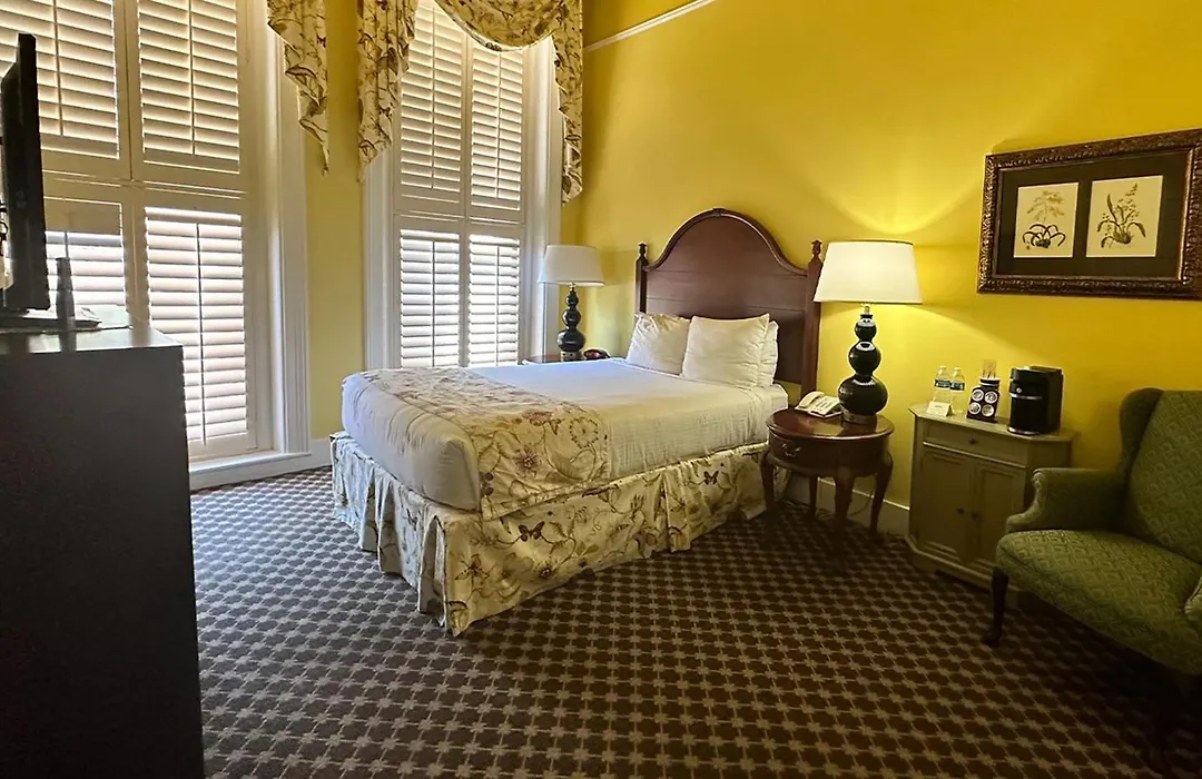 Menger Hotel-1