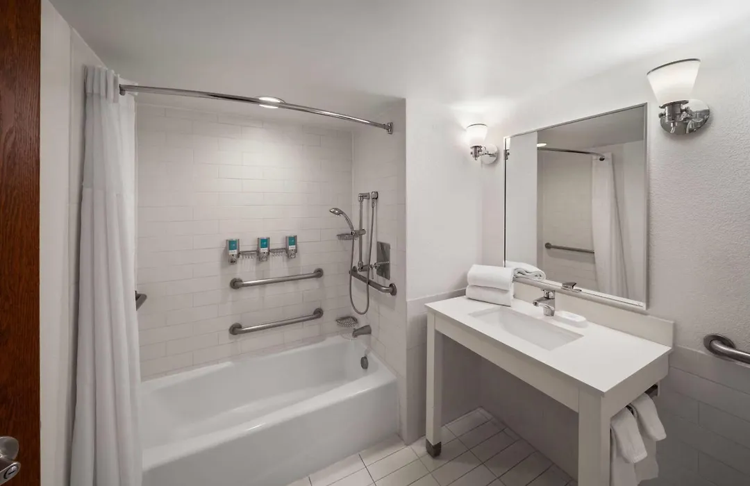 Wyndham Garden San Antonio Airport-1
