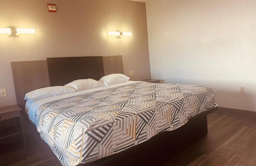 Motel 6-San Antonio, Tx - Fiesta Trails-1