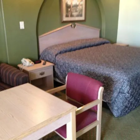 Budget Inn San Antonio Downtown I-10 East-3