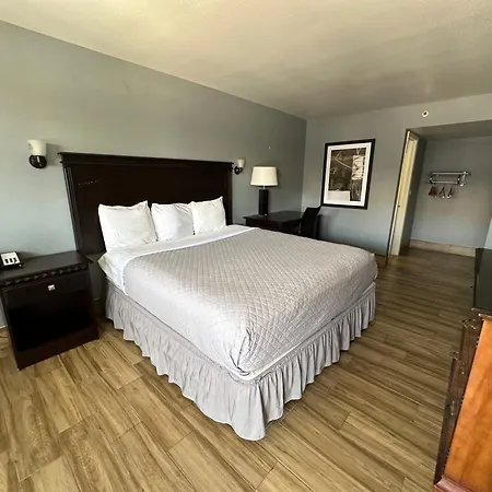 Home Suites Hill Country-3