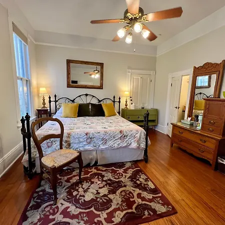 Brackenridge House Bed And Breakfast-2
