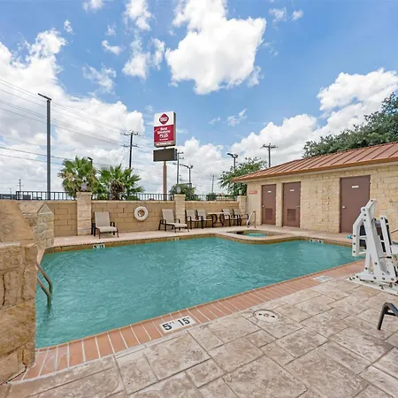 Best Western Plus San Antonio East Inn & Suites-2