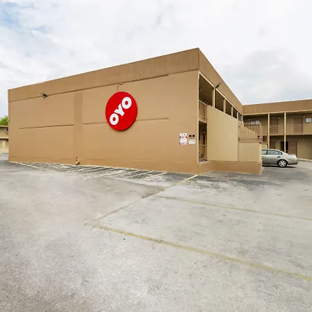 Oyo Hotel San Antonio Lackland Afb Seaworld Hwy 90 W-3