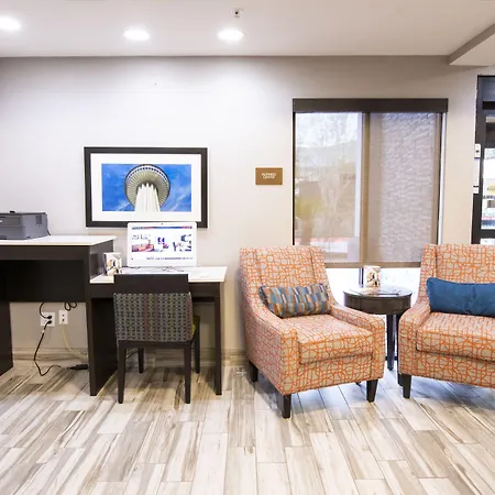 Comfort Inn & Suites Near Medical Center-3