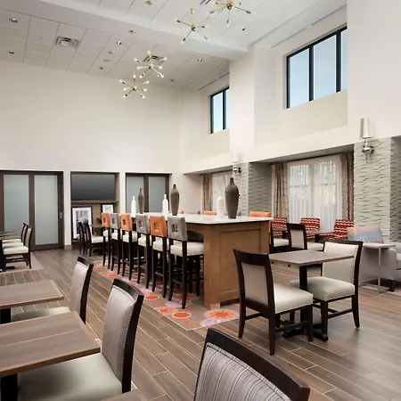 Hampton Inn & Suites San Antonio Lackland Afb Seaworld-3