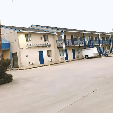 Americas Best Value Inn & Suites San Antonio Arena District-3