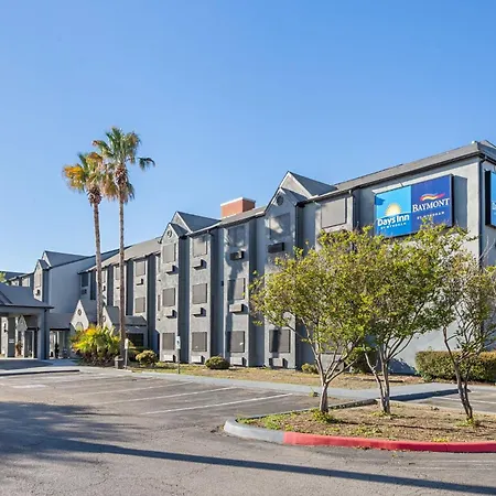 Baymont By Wyndham San Antonio Downtown-3