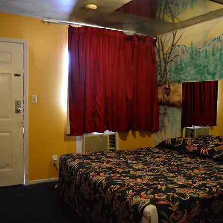 Everkleen Motel Downtown-2