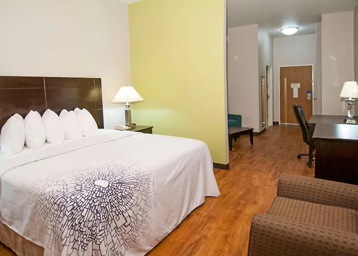 Studio 6 San Antonio - East