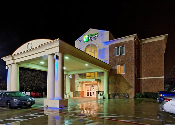Holiday Inn Express & Suites San Antonio South By Ihg