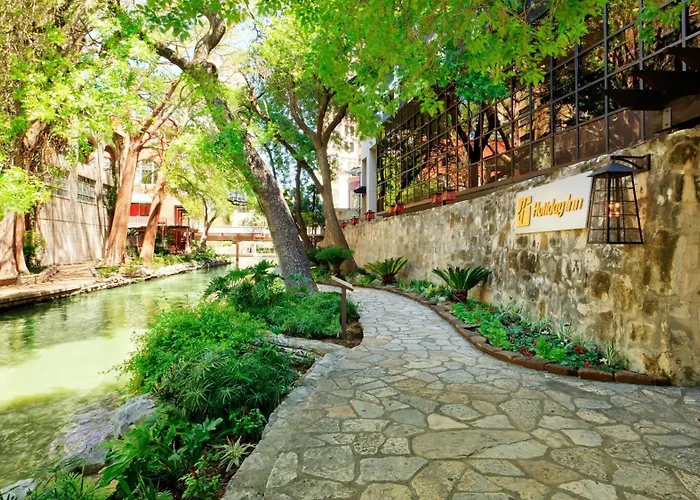 Hotels in San AntonioHoliday Inn -Riverwalk By Ihg