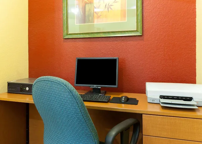 Days Inn By Wyndham San Antonio At Palo Alto