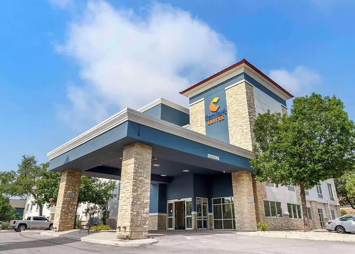 Comfort Suites Medical Center Near Six Flags San Antonio