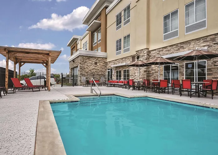 La Quinta By Wyndham San Antonio By Frost Bank Center Hotel