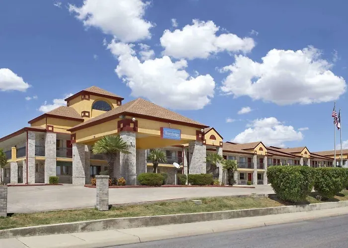 Quality Inn I-10 East Near Frost Bank Center San Antonio
