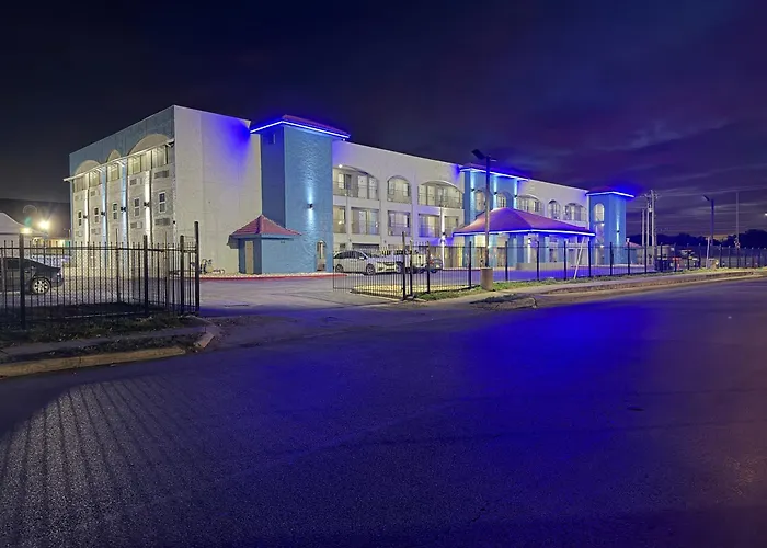 Hallmark Inn & Suites Newly Renovated Rooms San Antonio Northeast