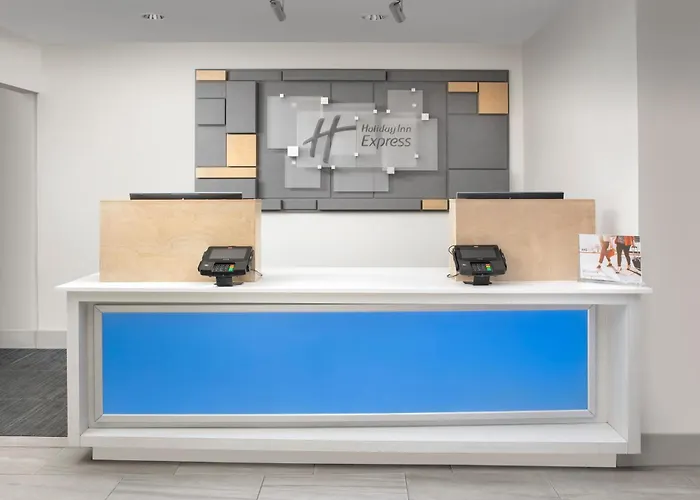 Holiday Inn Express San Antonio North Riverwalk Area By Ihg