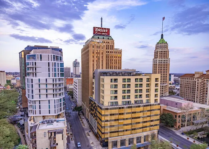 Drury Plaza Hotel San Antonio Riverwalk